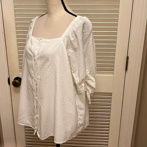 LC Lauren Conrad Dotted Swiss Top in White, Size Large - Picture 9 of 17